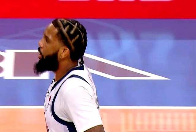 曼联追逐阿根廷国门马丁内斯